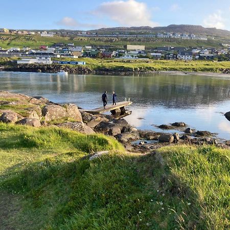 Traditional Faroese House In Torshavns City Center Bagian luar foto
